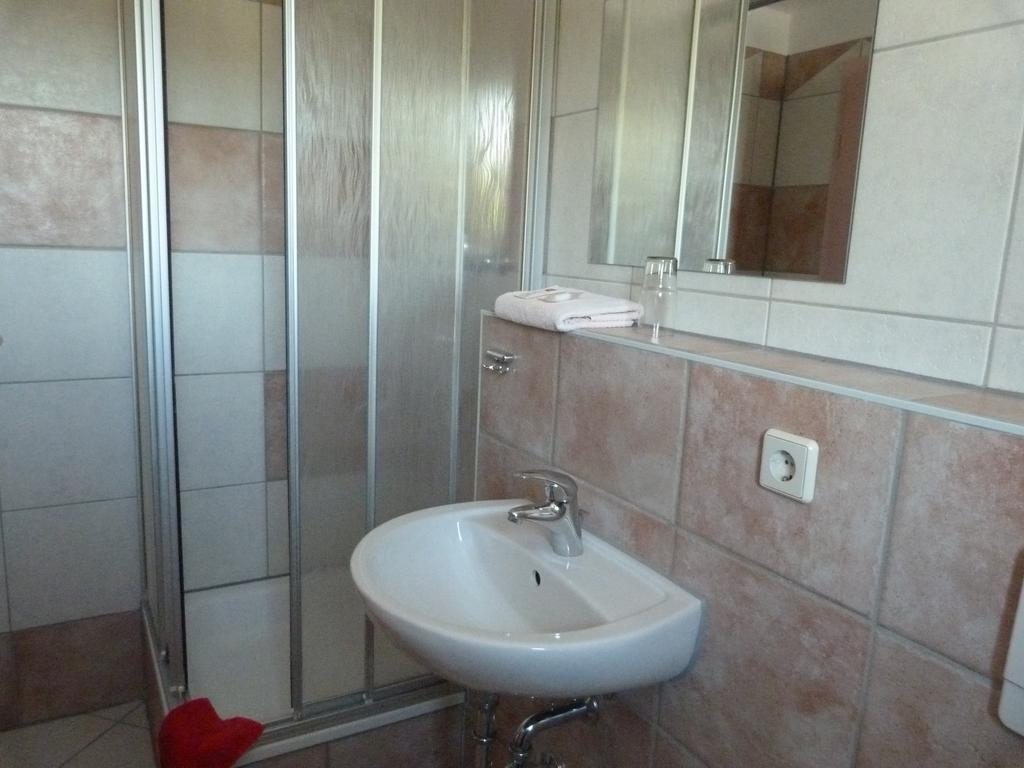 Waldhaus Colditz Garni Szoba fotó